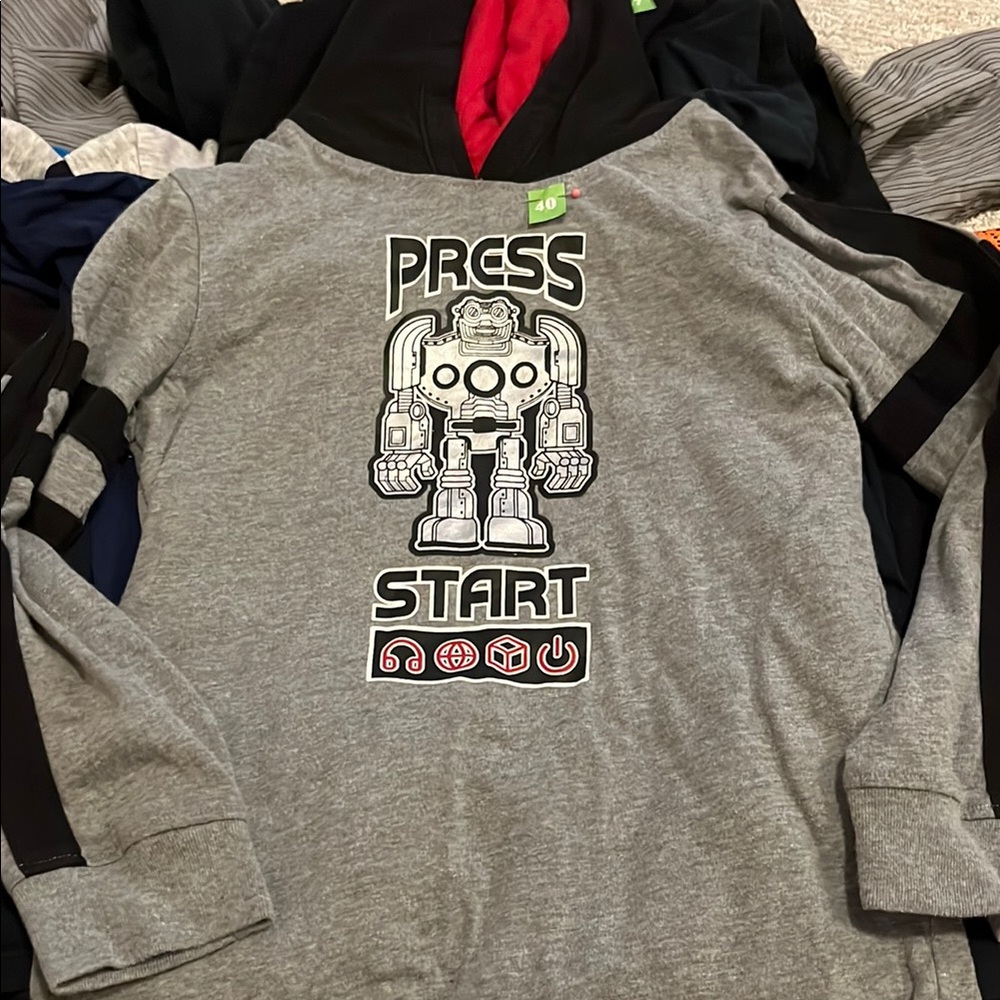365 kids size 6Gray Robot Graphic Kids Hoodie